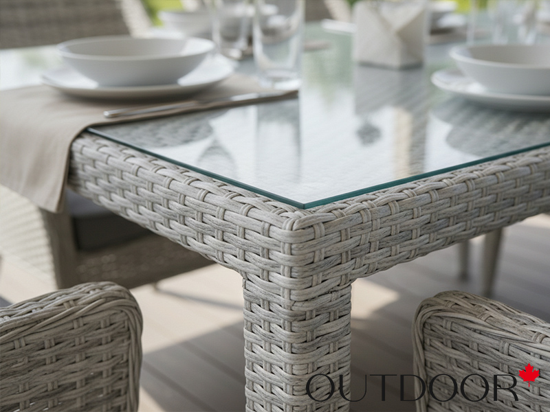 Комплект мебели из ротанга OUTDOOR Фиджи (стол, 4 стула), узкое плетение, светлый микс