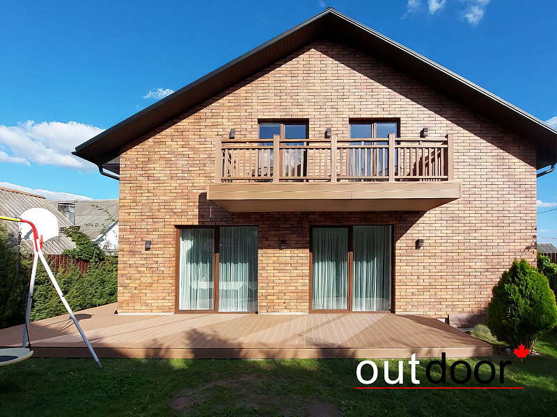 Терраса, балкон и крыльцо в частном доме