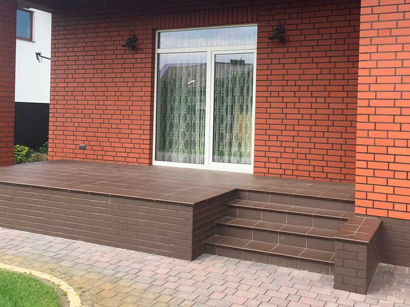 Ограждения ДПК для открытого крыльца