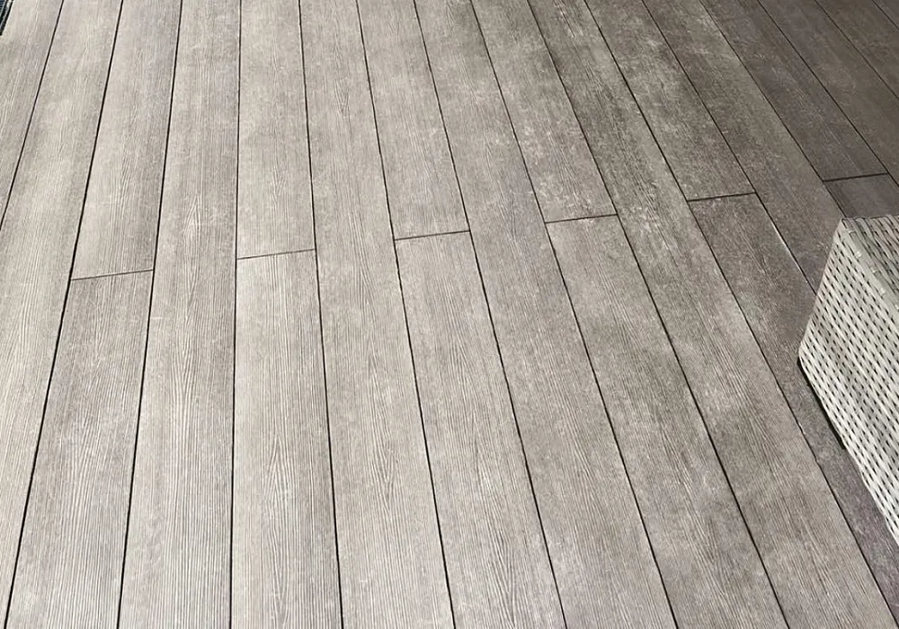 Терраса сложной формы в загородном доме Терраса сложной формы в загородном доме