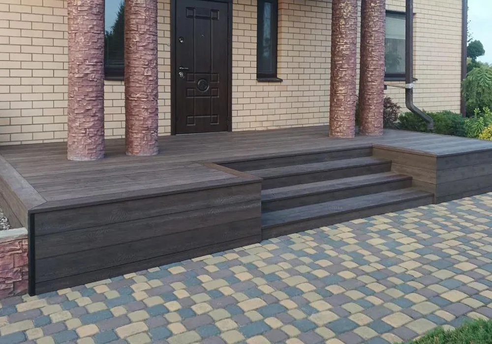 Терраса загородного дома Терраса загородного дома