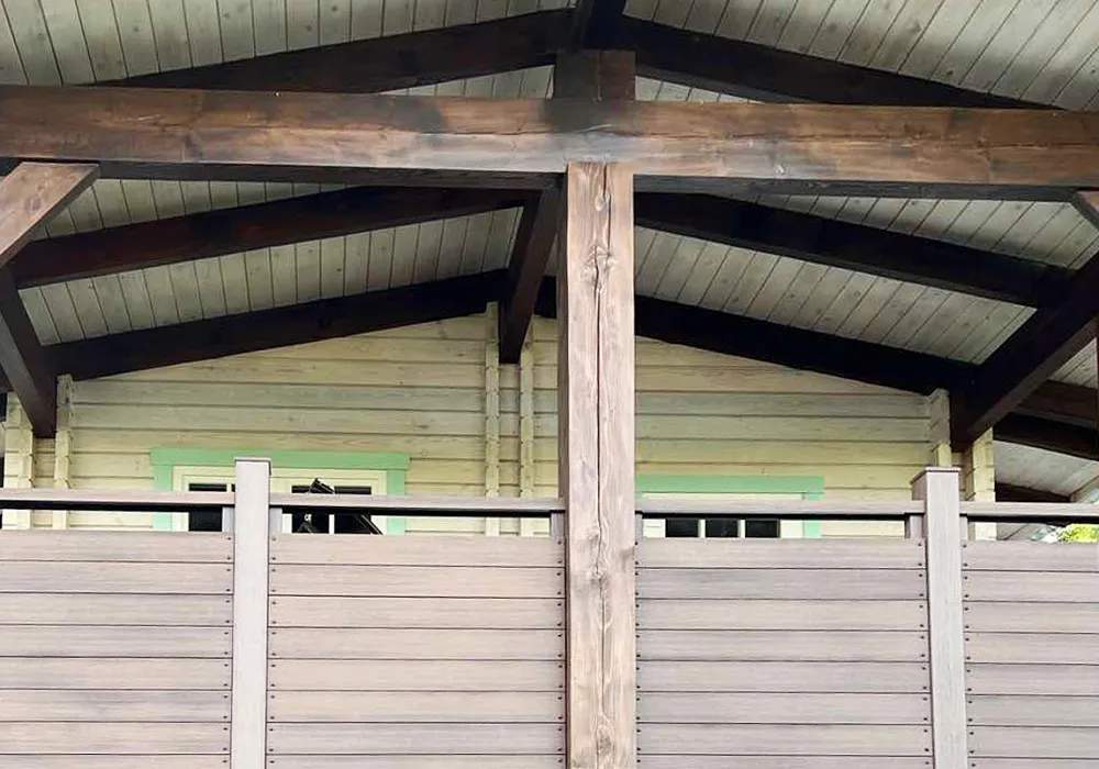 Ограждение террасы загородного дома Ограждение террасы загородного дома