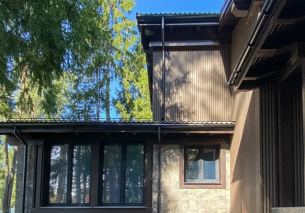 3D-панели на фасаде частного дома 3D-панели на фасаде частного дома